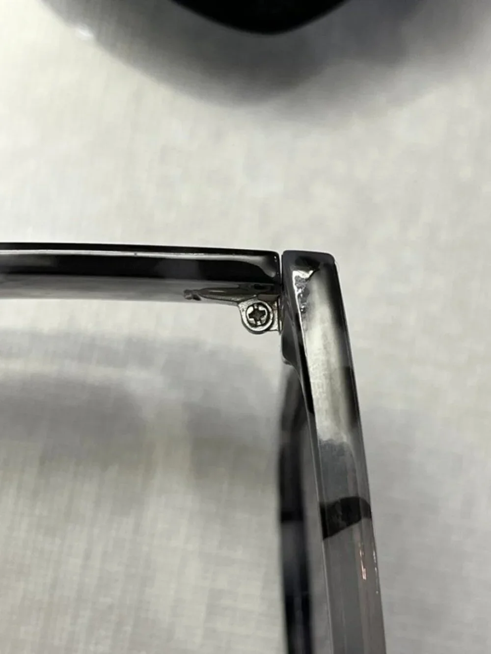 Title: AIRE Haedus Square Sunglasses Grey Tortoise Frame Gradient Lens